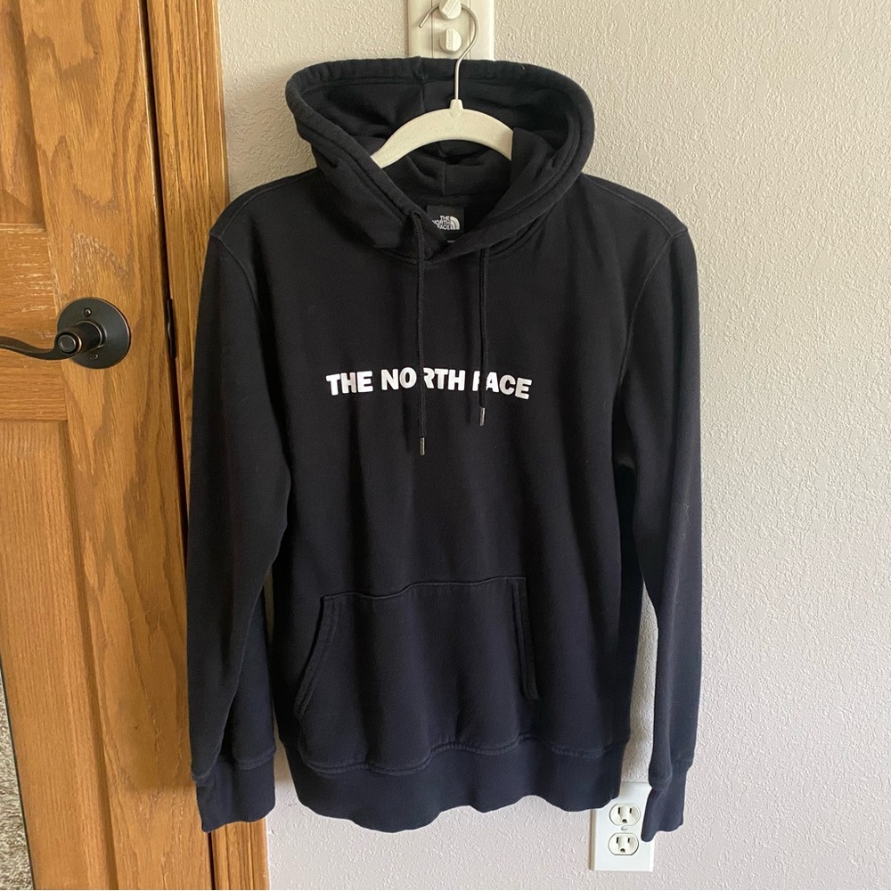 The North Face Women's NSE Pullover Hoodie